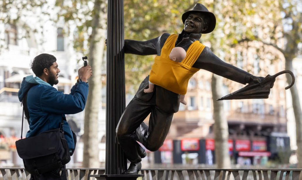 he statue of Gene Kelly in Leicester Square